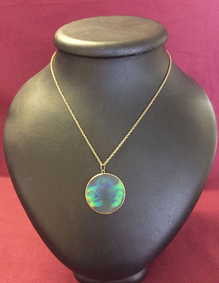 holographic pendant necklace