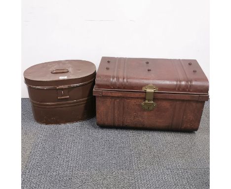 A painted metal hat box and a metal trunk, trunk size 55 x 36 x 33cm.
