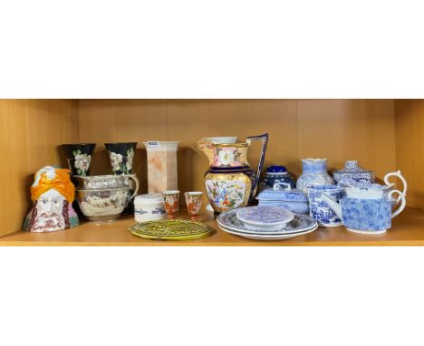 A large quantity of mixed ceramic items, tallest H. 21cm.