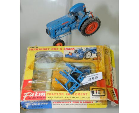 Britains Farm Implement Set transoport Box And Loads in original box & Britains tractor