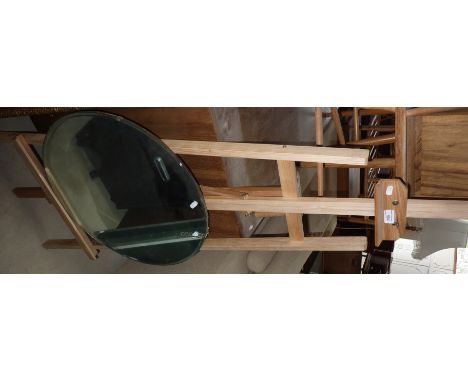 Artist easel and circular mirror  