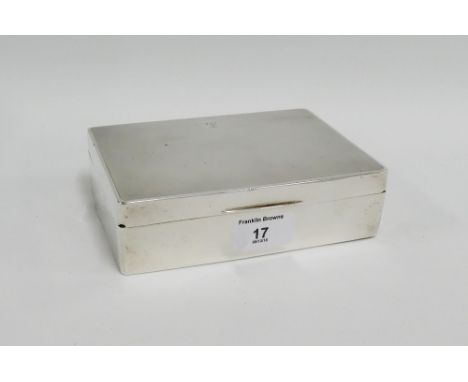 Early 20th century silver cigarette box, the hinged lid with engine turned decoration, 17 x 12cm 