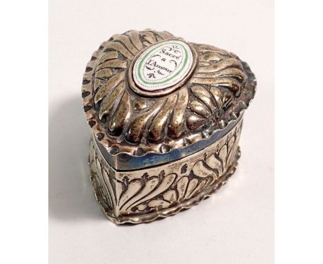 A Victorian silver heart form trinket box with enamel insert to lid 'Sacre a L'Amour' 5cm, London 1888, by F B Thomas &amp; C