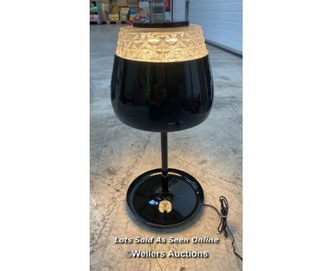 RRP: £1,482 - MOOOI VALENTINE TABLE LAMP (BLACK) / APPEARS TO BE NEW, WITHOUT BOX / SEE ALL IMAGES
&nbsp;
DESIGNED BY MARCEL 