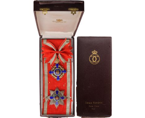 Grand Cross Set, 1st Model (1877), for Civil. Sash Badge, 92x61 mm, gilt Silver, hallmarked"39-34-ARG-RESCH-"both sides ename