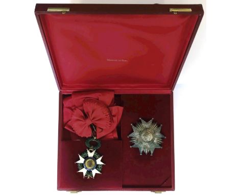 Grand Cross Set, 3rd Republic (1870-1947), 1st Class, instituted in 1802. Sash Badge, 104x99 mm, gilt Bronze, both sides enam