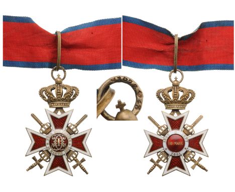 Commander 's Cross, 2nd Model (1938), for Military in Time of War. Neck Badge with Swords, 65x50 mm, Silver, hallmaked "SILBE
