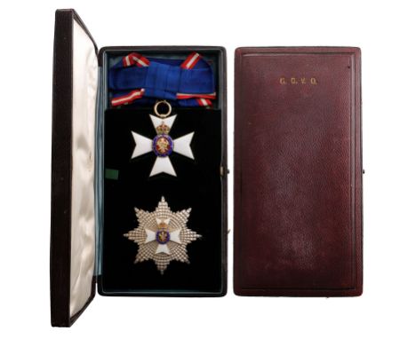 Grand Cross Set, 1st Class, instituted in 1896. Sash Badge, 73 mm, gilt Silver, numbered "414", obverse enalmeled, central me