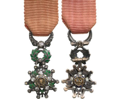 Knight`s Cross Miniature De Luxe with Brilliants, 3rd Republic (1870-1940), 5th Class. Breast Badge, 23x14 mm, gilt Silver wi