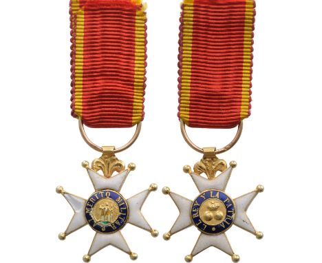 Miniature, instituted in 1811. Breast Badge, 21x18 mm, GOLD, both sides enameled (some damage), original suspension ring and 