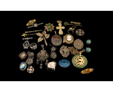 Collection of Antique &amp; Costume Collectibles.  Good collection, to include silver, enamel, yellow metal, semi-precious se