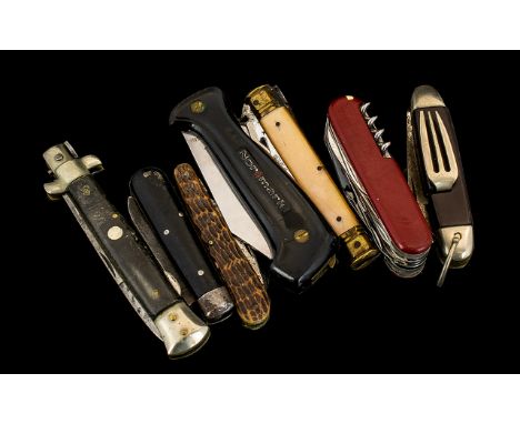 Collection of Pocket Knives.  Good collection of pen knives to include Swiss Army, horn handled, Normark, utility knife, Army