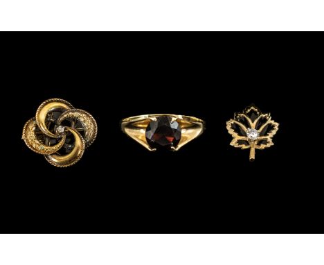 Small Mixed Lot To Include A 9ct Gold Garnet Set Ring, 9ct Gold Leaf Shaped Pendant And An Antique Yellow Metal Brooch, Gross