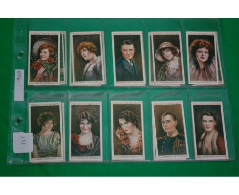 CIGARETTE CARDS: Wills's Cigarettes: Complete set,1928; Cinema Stars - a series of 25


UK POSTAGE & PACKING £2.99 1ST CLASS 