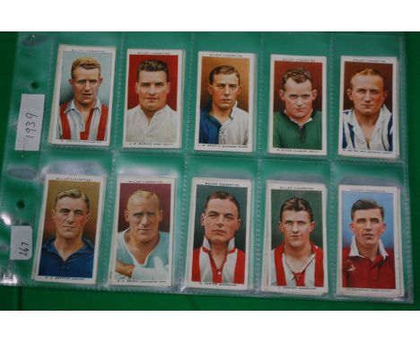 CIGARETTE CARDS: Wills's Cigarettes: Complete set.  1939. Association Footballers - a series of 50



UK POSTAGE & PACKING £2