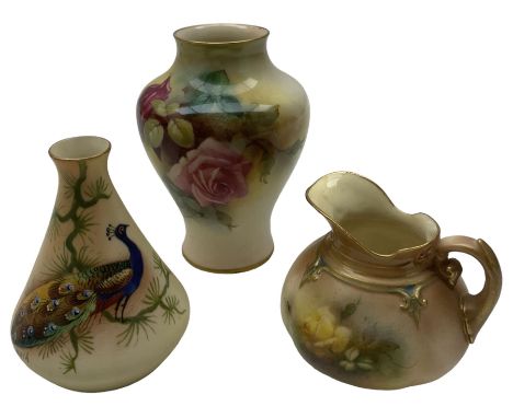 Royal Worcester vase hand painted with roses, shape no. 2491, H11cm, Lock & Co. Worcester tapering vase decorated with a Peac