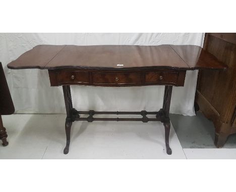 19thC Mahogany Sofa Table with butterfly shaped drop ends and fretwork side supports with a twin stretcher, 3 baize lined apr