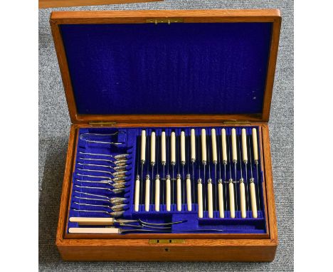 A Cased Silver Plate Table-Service, mostly Fiddle pattern, comprising:8 table-spoons12 table-forks12 dessert-spoons12 dessert