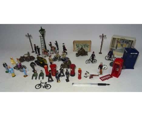 Motorbikes and Bicycles Timpo US Army Dispatch Rider and Pixi Policeman with bicycle in original boxes, street furniture, Lam