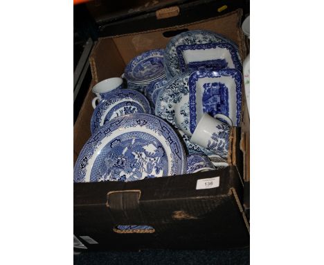 A TRAY OF BLUE AND WHITE CHINA TO INCLUDE SPODE  