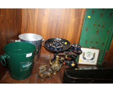A SELECTION OF METALWARE TO INCLUDE ORIENTAL STYLE BRASS ITEMS, CAST SCALES AND A BAGATELLE GAME