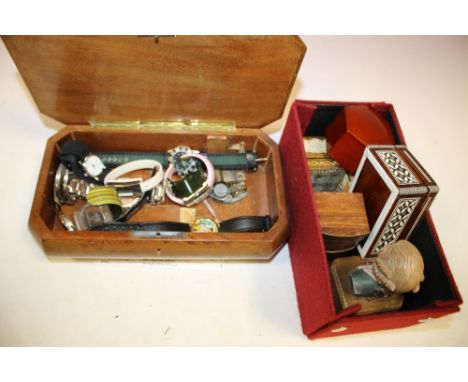 A LIDDED BOX OF WRISTWATCHES TOGETHER WITH A BOX OF TRINKET BOXES  