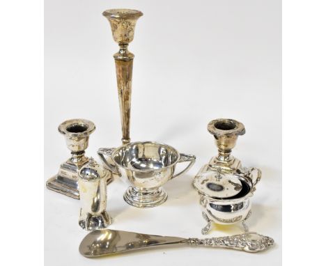 A collection of vintage hallmarked silver items to include a pair of short candlesticks on square bases, height approx 7.5cm 