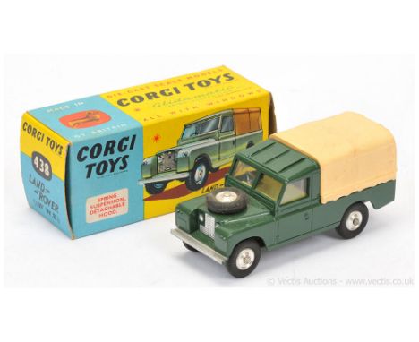 Corgi 438 Land Rover (109WB) - green including ribbed roof, cream plastic canopy, lemon interior, silver trim, spun hubs, met