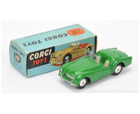 Corgi 301 Triumph TR2 Sports Car - green body, cream seats, silver trim, flat spun hubs - Excellent a lovely bright example i