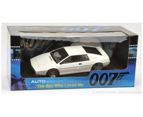 Autoart (1/18th scale) "James Bond" Lotus Esprit S1 Road Car taken from the film "The Spy Who Loved Me" - white, black, chrom