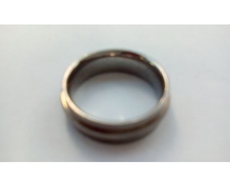 Gents Titanium ring set with single diamond, size Q