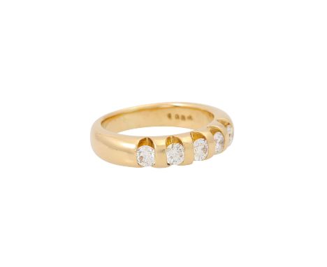 Ring mit 5 Brillanten zus. ca. 1,0ct, grav. ca. WEISS(H)/VS, GG 18K, 9,8g, RW: 57, 21. Jh., sehr guter Zustand, mit Herstelle