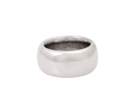 Klassischer Weißgoldring, 18K, 25,1 Gramm, Ringweite 50, 20./21. Jh., Tragespuren.| Classic white gold ring, 18K, 25.1 grams,