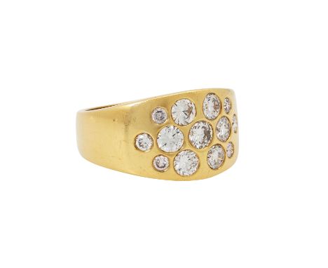 Ring mit 15 Brillanten von zus. ca. 1,5 ct, ca. WEISS-LGW (H-J)/SI-P1, GG 14K, 9,4 g, RW: 62, 20./21. Jh., leichte Tragespure