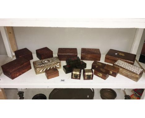 A quantity of trinket boxes