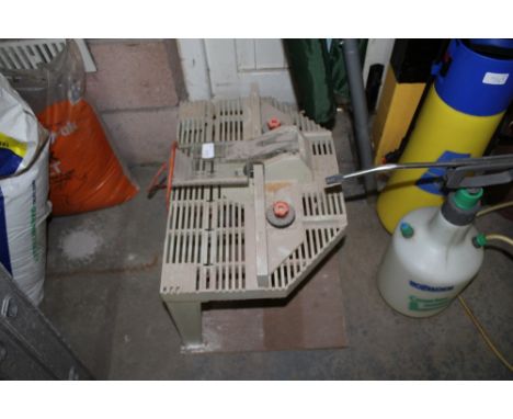 Bench router