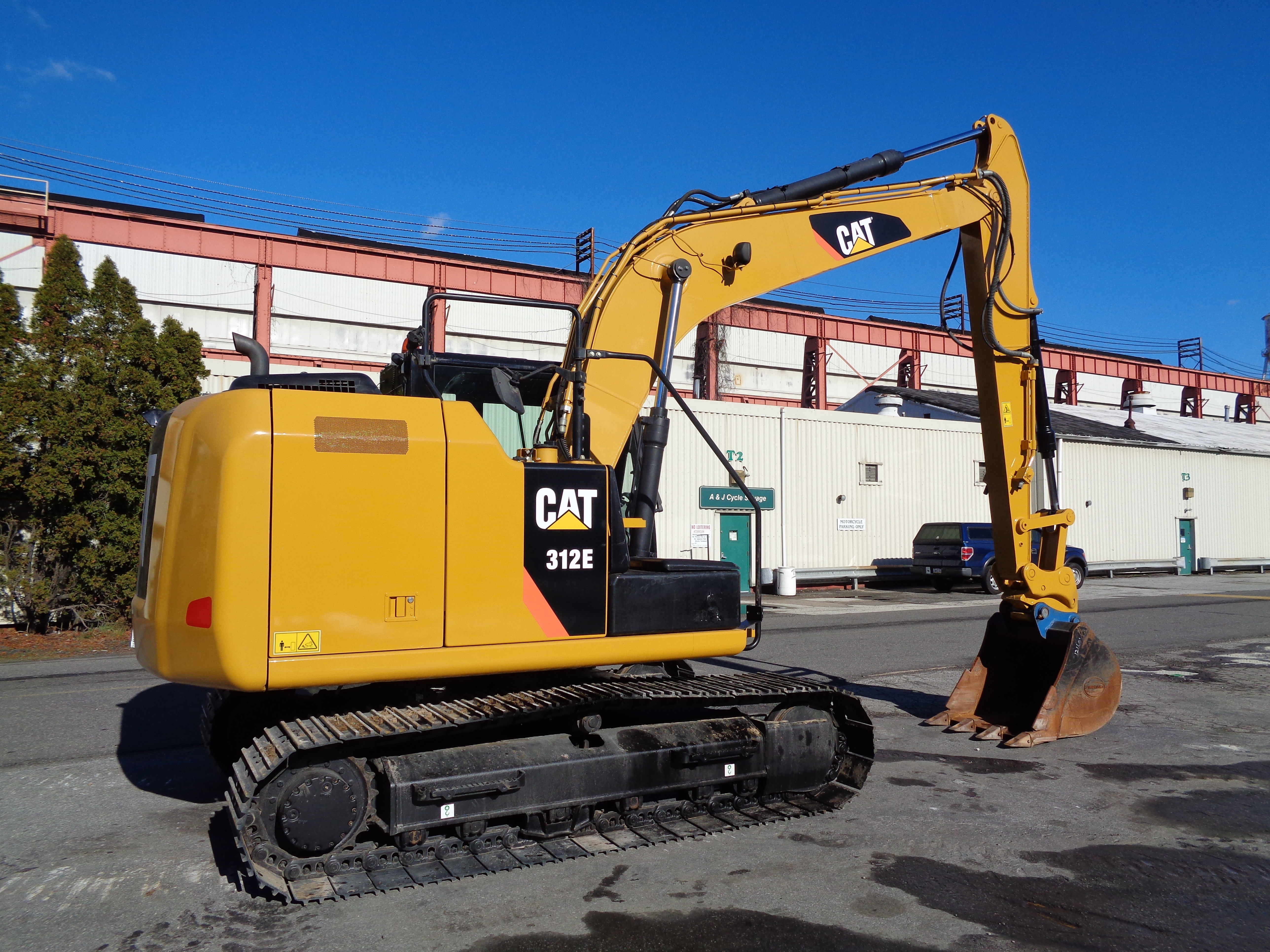 Make: Caterpillar Model: 312E Year: 2015 SN: PZL00610 Hours: 2242 ...