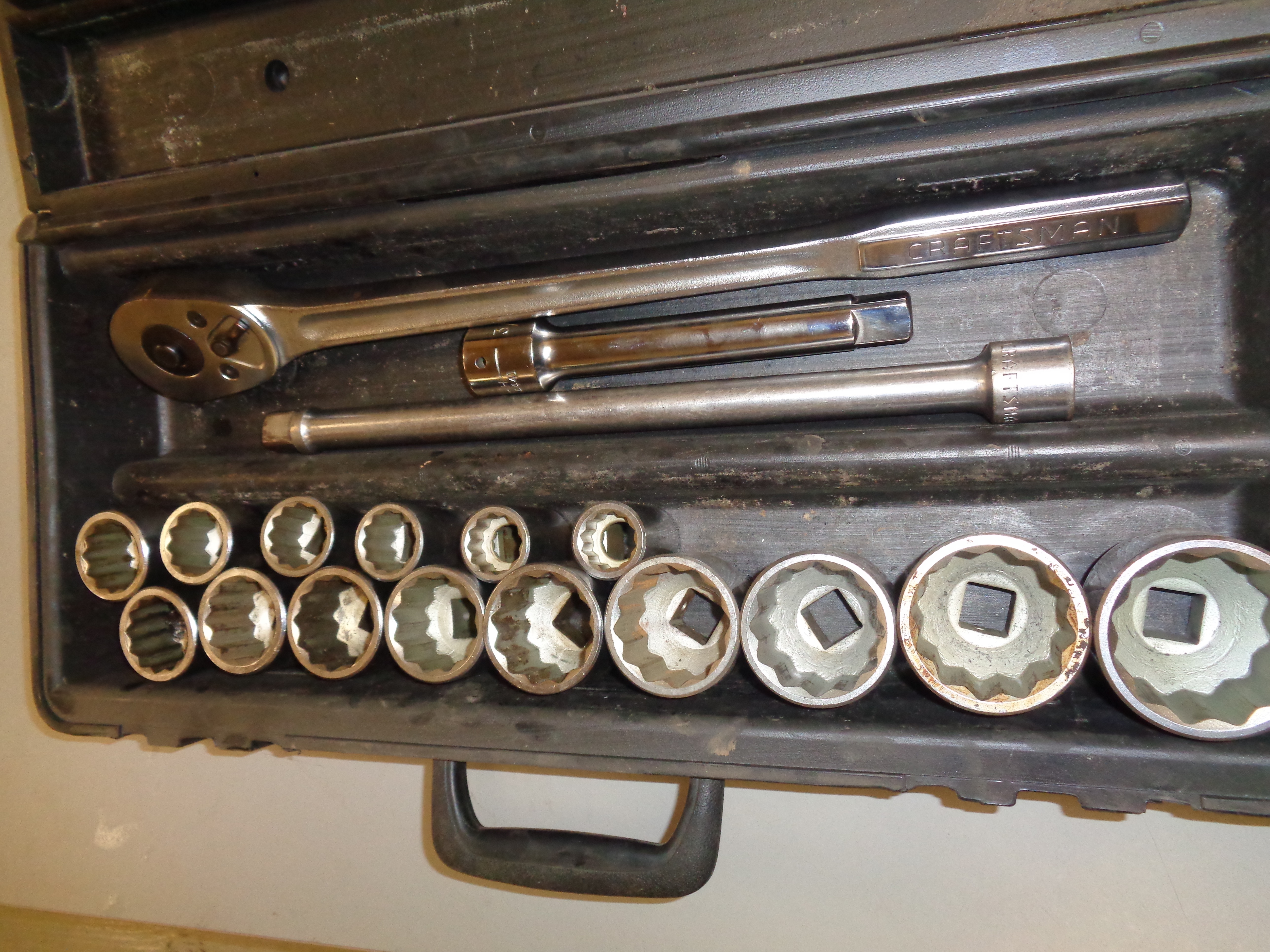 3/4" Drive Craftsman Socket Set *** We offer machinery storage in our