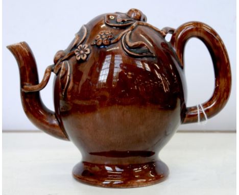A ROCKINGHAM BROWN GLAZED CADOGAN TEAPOT, 13CM H, EARLY 19TH C
