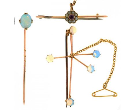 A GOLD STICK PIN WITH OPAL TERMINAL, MARKED 9CT, AN OPAL SET GOLD BROOCH MARKED 9CT AND A RUBY AND PEARL BAR BROOCH, IN GOLD 