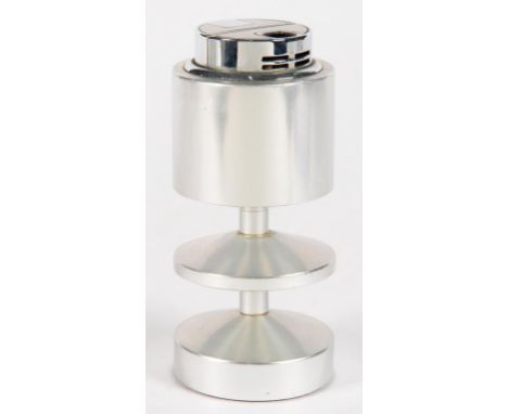 A STYLISH 1960'S JAPANESE CHROMIUM PLATED AND ALUMINIUM TABLE LIGHTER BY SAROME, 14CM H, STAMPED TRADEMARK AND SAROME, A WEDG