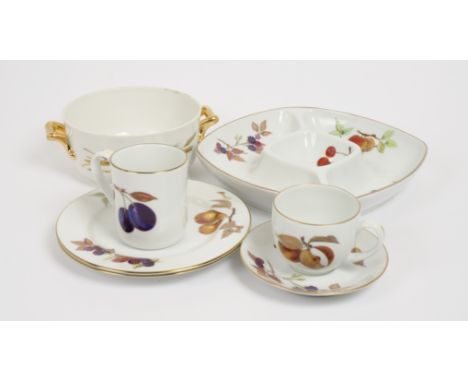 A large quantity of Royal Worcester 'Evesham' pattern table and ovenware, including dinner plates, side plates, bowls, cups, 