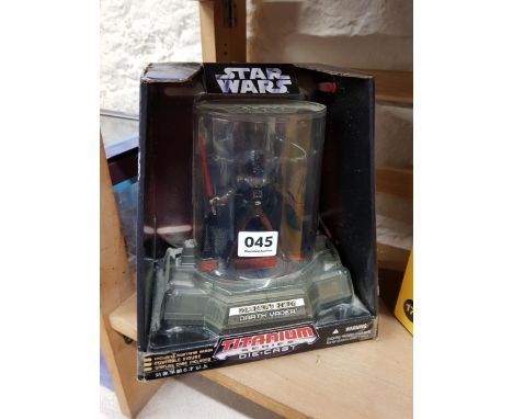 BOXED DARTH VADAR TITANIUM SERIES DIE CAST FIGURE 