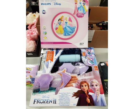 DISNEY FROZEN 2 MAGIC ICE TOY AND DISNEY LIGHT 