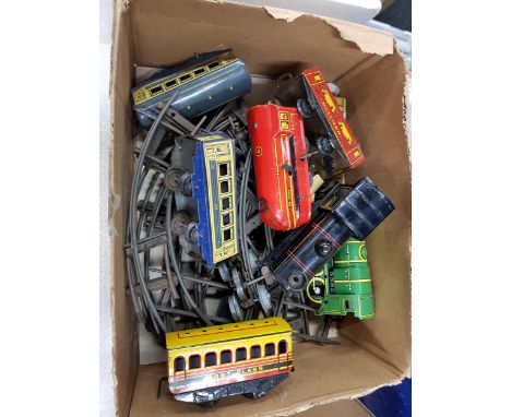 VINTAGE TIN PLATE TRAIN SET AND TRACK 