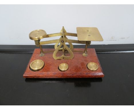 A set of postal scales 