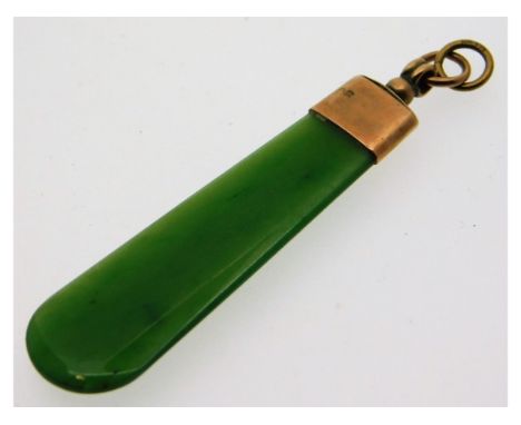 A 9ct gold mounted jade pendant, 56mm long, 4.4g