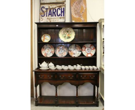 18th century style Oak Dresser with Two Plate Shelves above Three Drawers with Brass Handles, Shaped Apron, Turned Baluster L