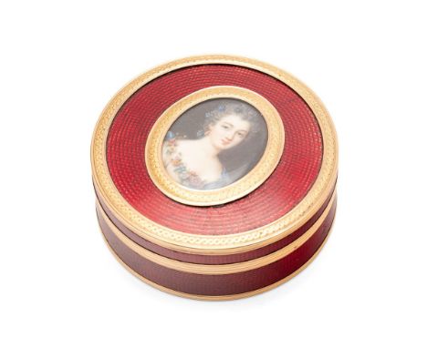 A French 18ct gold mounted tortoiseshell and lacquered enamel circular powder box with oval portrait miniature to the centre 