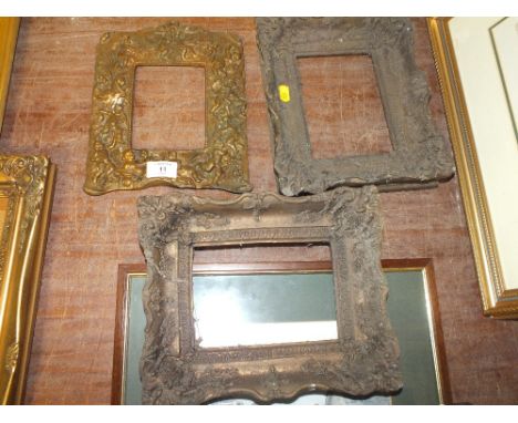 A PAIR OF SMALL VINTAGE PICTURE FRAMES TOGETHER WITH A CHERUBIC EXAMPLE 